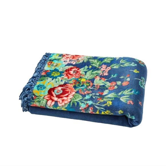 The pioneer woman's VELVET THROW blanket BRAND NEW fancy flourish - Picture 2 of 3